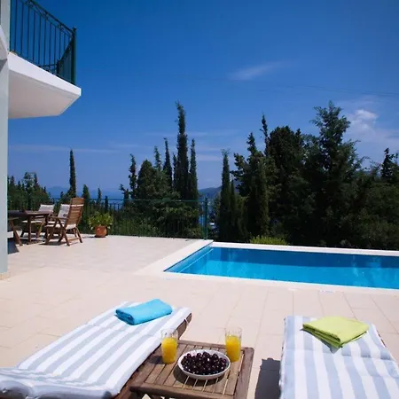 Sleeps 6 * Matsoukata