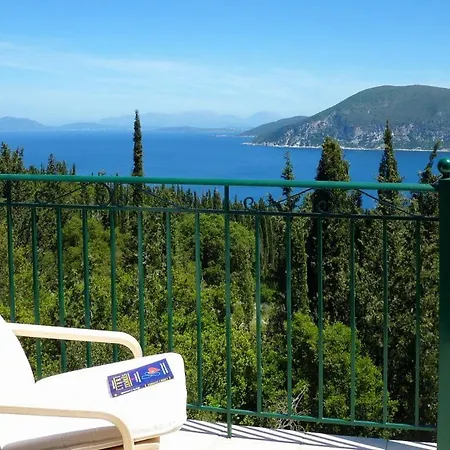 Sleeps 6 Villa
