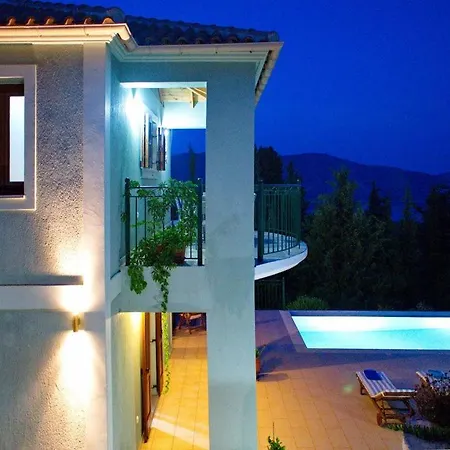 Villa Sleeps 6 Matsoukata